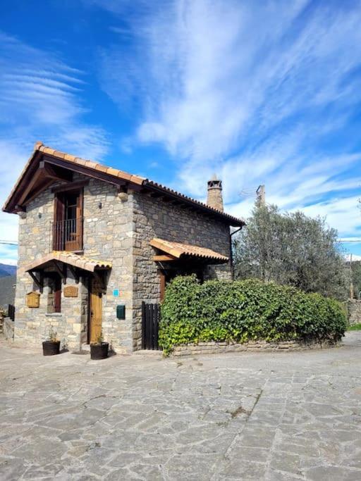 El Pajar De La Plaza Villa Guaso Exterior photo